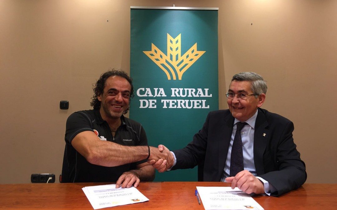 Firma del convenio de colaboración con Caja Rural de Teruel